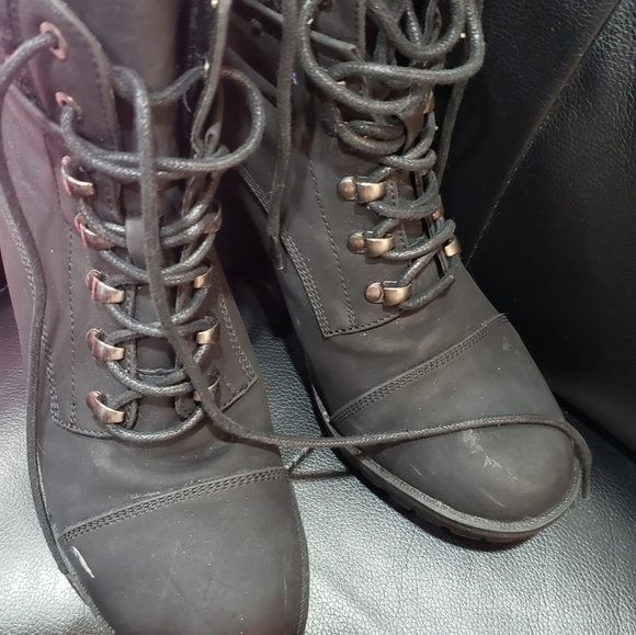 Unicorn slippers,  boots and sandles - Picture 9 of 10